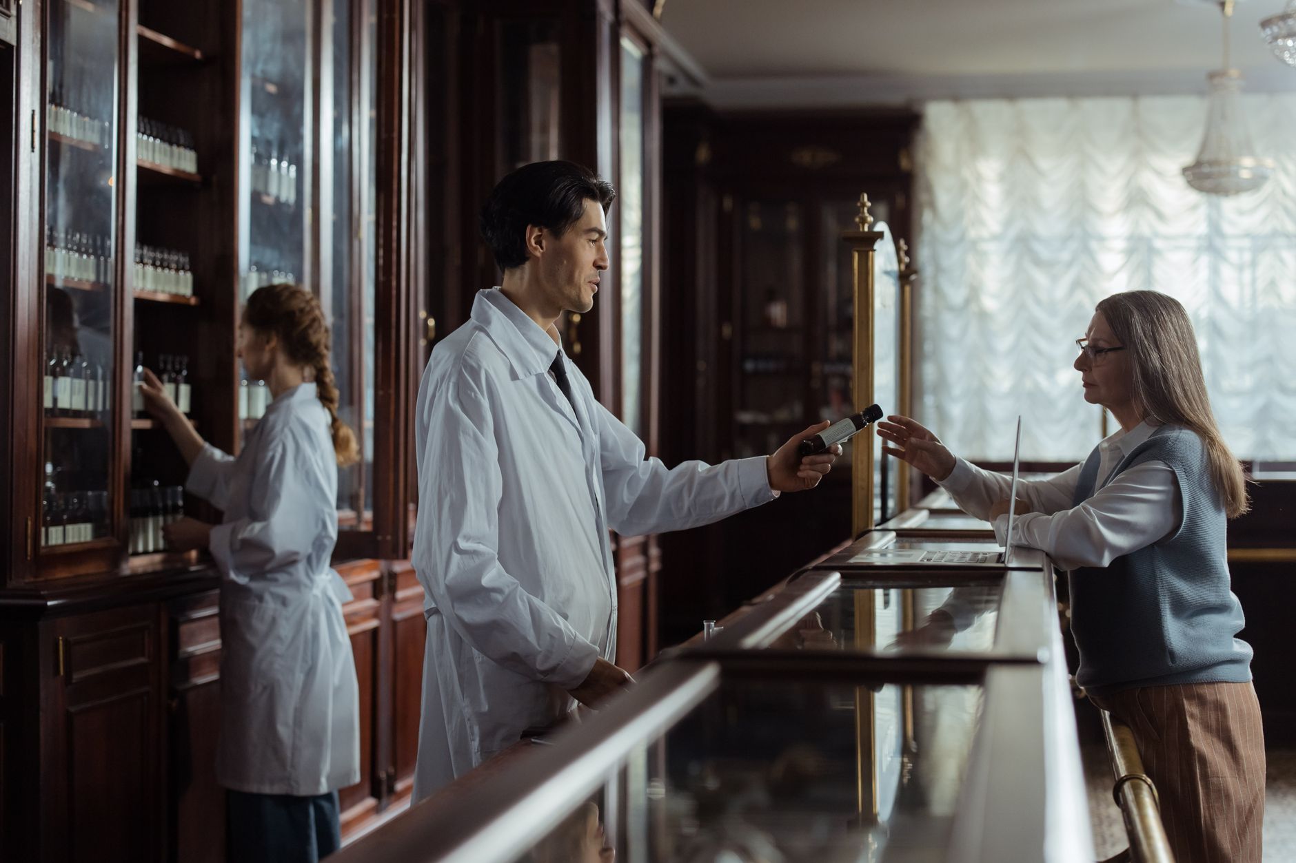 Pharmacie de garde équipe à Roubaix